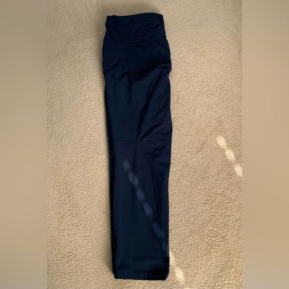 Lululemon commission Navy Pants - Picture 4 of 6